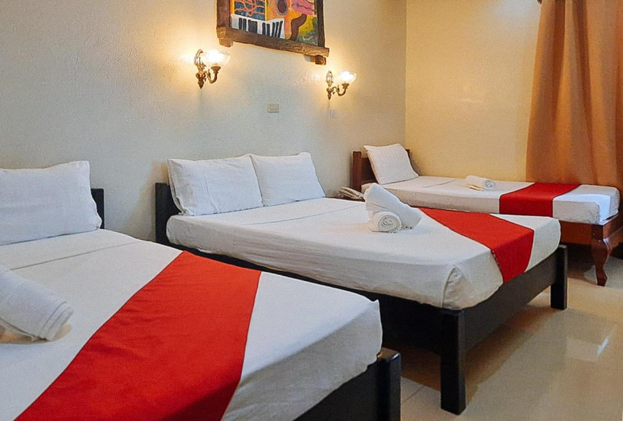 Reddoorz At New Casamila Hotel Palawan Пуэрто-Принцеса Экстерьер фото